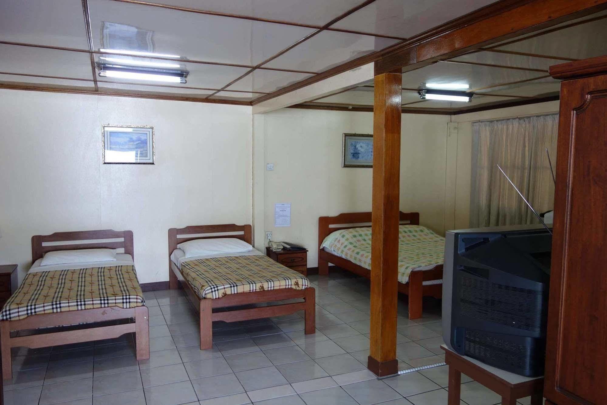 Seaside Travellers Inn Kinarut Luaran gambar